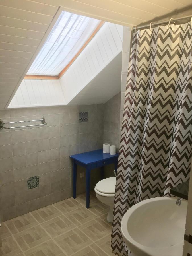 吉耶斯特尔Location Le Queron公寓 外观 照片